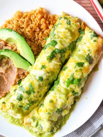 Green Enchiladas with Chicken (Enchiladas Verdes)