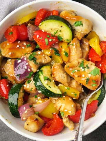 heet Pan Chicken & Veggies {Easy Kabob Alternative}. skewerless kabobs baked in oven